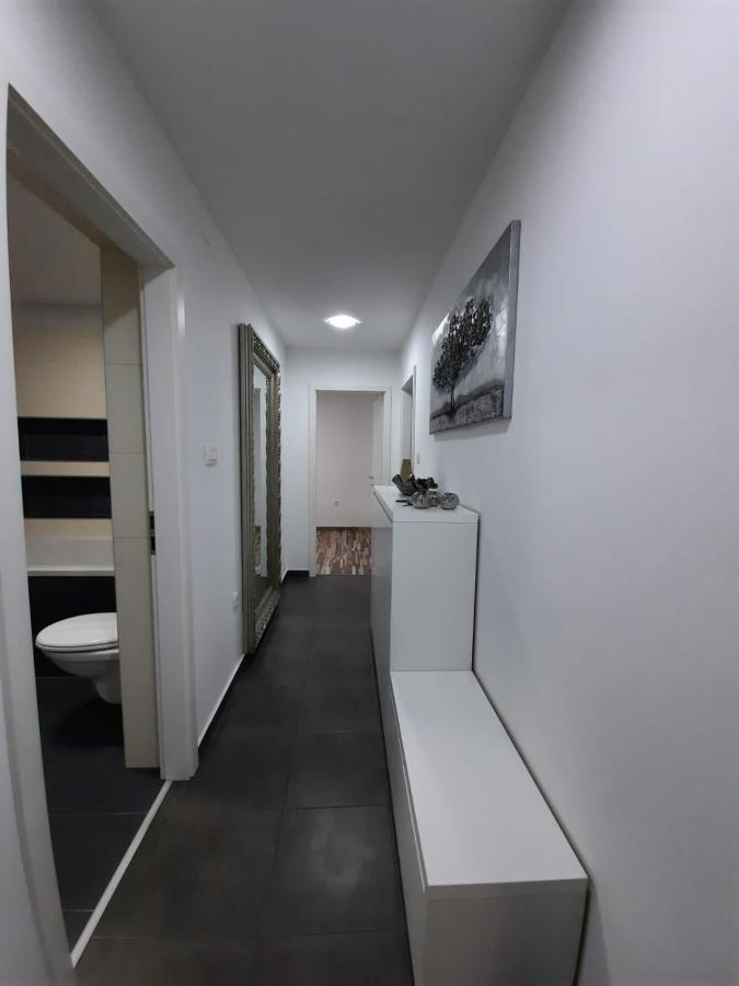 Vice Apartment Omis Exterior photo