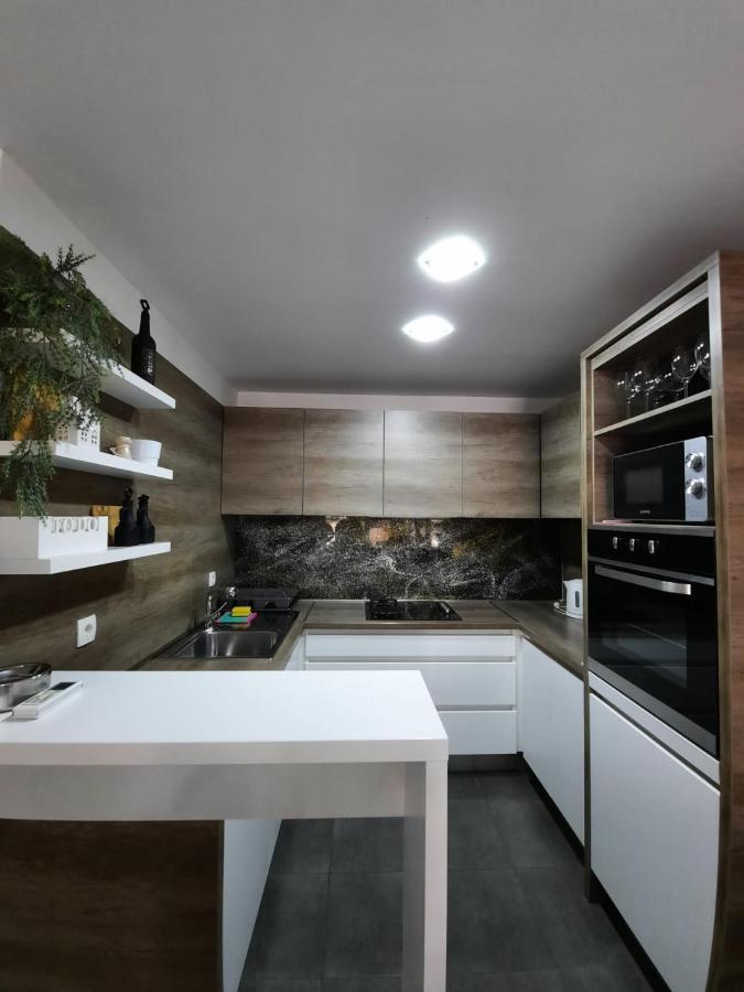 Vice Apartment Omis Exterior photo